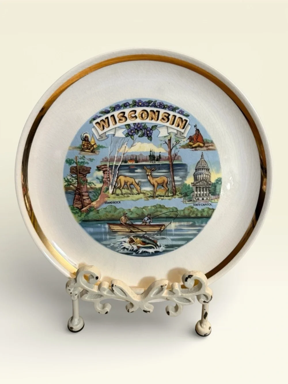 Wisconsin Souvenir Decorative Plate with Gold Trim